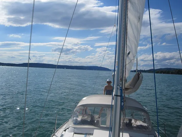 Liveaboard sailboat